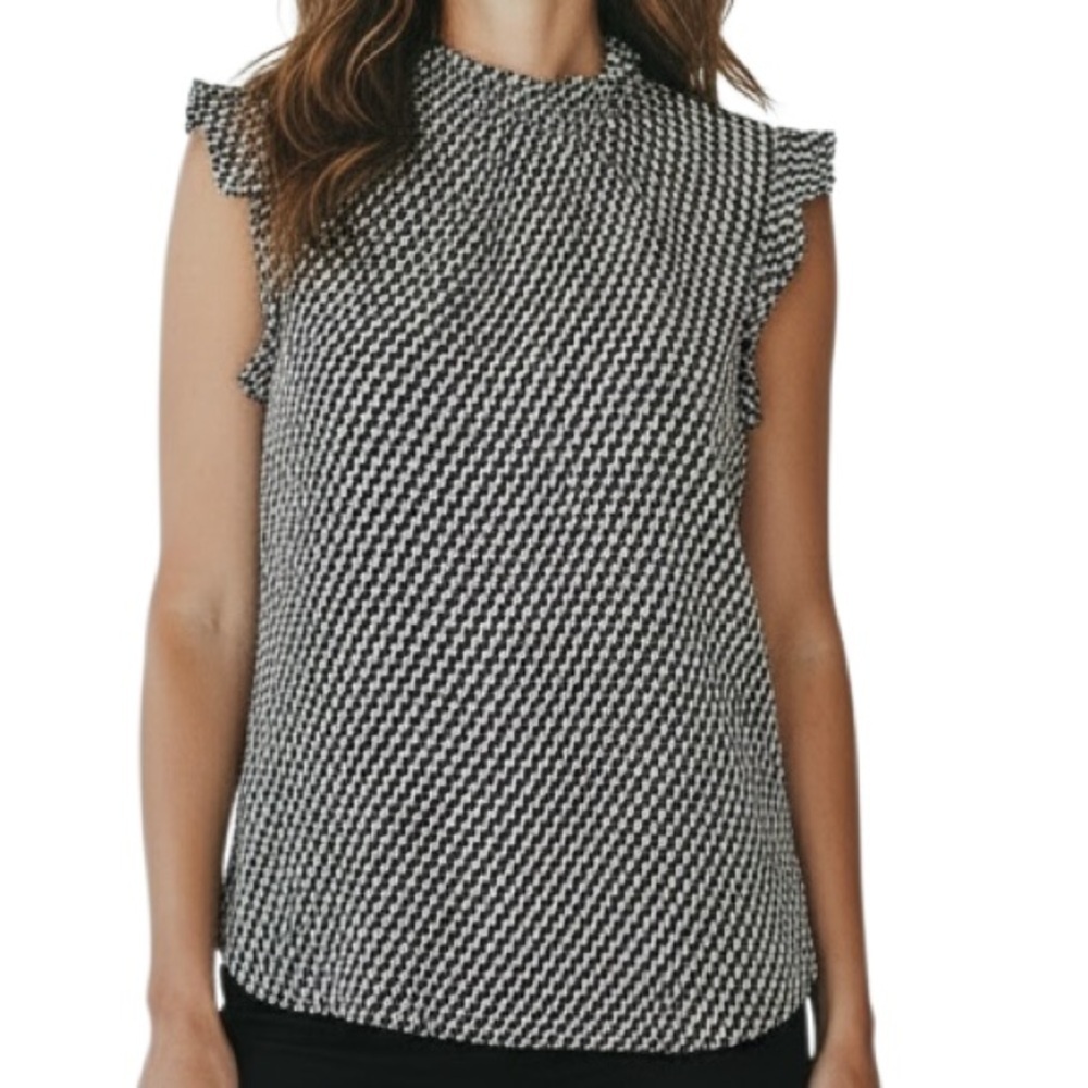 NWT ADRIANNA PAPELL Black & White Ruffle Mock Neck Sleeveless Blouse Size Medium